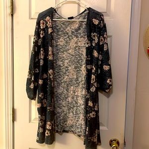 Torrid Blue Floral open front Cardigan size 4
